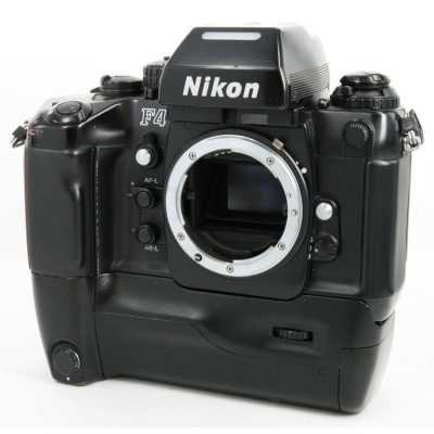 Nikon f 4+mb23
